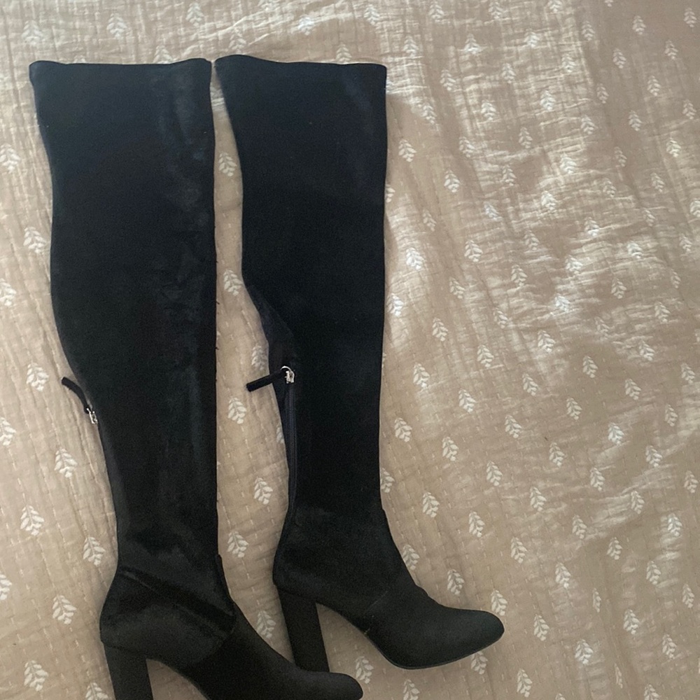 Woman boots